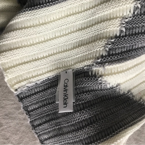 Calvin Klein Infinity Scarf - Picture 3 of 4